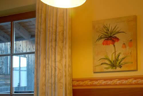 Residence Schneiderhof San Candido Extérieur photo